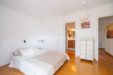 Dom w Sant Feliu de Guixols, Girona, Hiszpania 3 sypialnie, 336 mkw. nr 176996 – zdjęcie 29