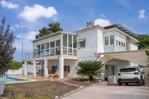 Dom w Sant Feliu de Guixols, Girona, Hiszpania 3 sypialnie, 336 mkw. nr 176996 – zdjęcie 8