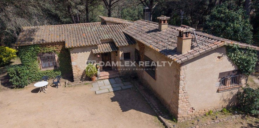 Willa w Santa Cristina d'Aro, Girona, Hiszpania 5 sypialni, 343 mkw. nr 176997