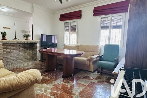 Townhouse for sale in Guillena, Seville, Spain 3 bedrooms, 94 sq.m. No. 188336 - photo 5