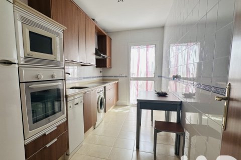 Townhouse for sale in Guillena, Seville, Spain 3 bedrooms, 94 sq.m. No. 188336 - photo 1
