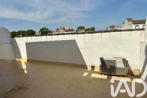 Townhouse for sale in Guillena, Seville, Spain 3 bedrooms, 94 sq.m. No. 188336 - photo 17
