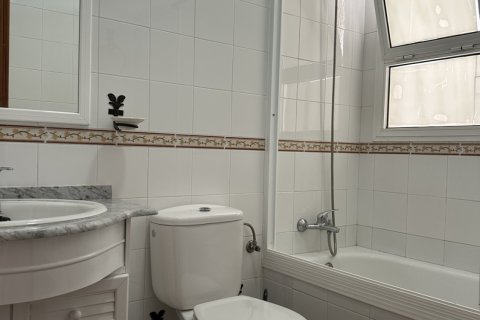 Townhouse for sale in Guillena, Seville, Spain 3 bedrooms, 94 sq.m. No. 188336 - photo 11