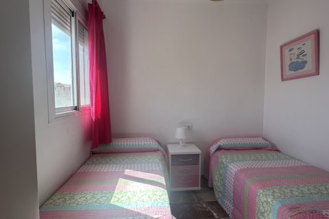 Townhouse for sale in Guillena, Seville, Spain 3 bedrooms, 94 sq.m. No. 188336 - photo 16