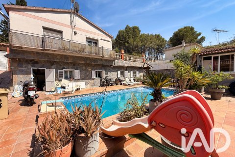House for sale in Olivella, Barcelona, Spain 3 bedrooms, 144 sq.m. No. 188332 - photo 7