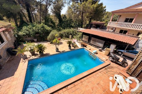 House for sale in Olivella, Barcelona, Spain 3 bedrooms, 144 sq.m. No. 188332 - photo 2