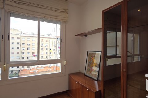 Penthouse for sale in Barcelona, Spain 3 bedrooms, 91 sq.m. No. 188334 - photo 6