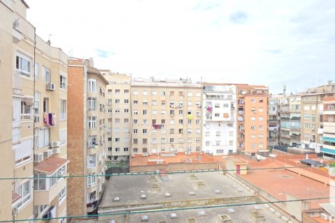 Penthouse for sale in Barcelona, Spain 3 bedrooms, 91 sq.m. No. 188334 - photo 2