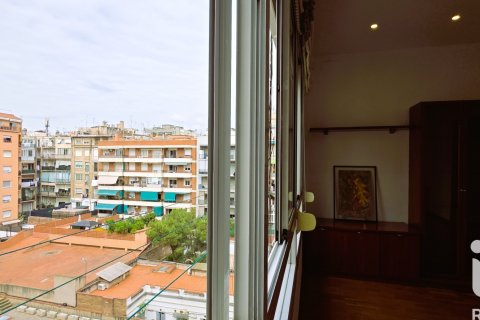 Penthouse for sale in Barcelona, Spain 3 bedrooms, 91 sq.m. No. 188334 - photo 7