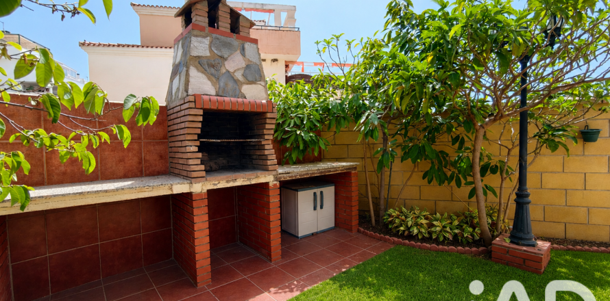 Apartment à Rincon de la Victoria, Malaga, Espagne 3 chambres, 150 m2 No. 188126