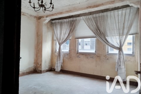 House à vendre à Fene, A Coruna, Espagne, 454 m2 No. 188127 - photo 4