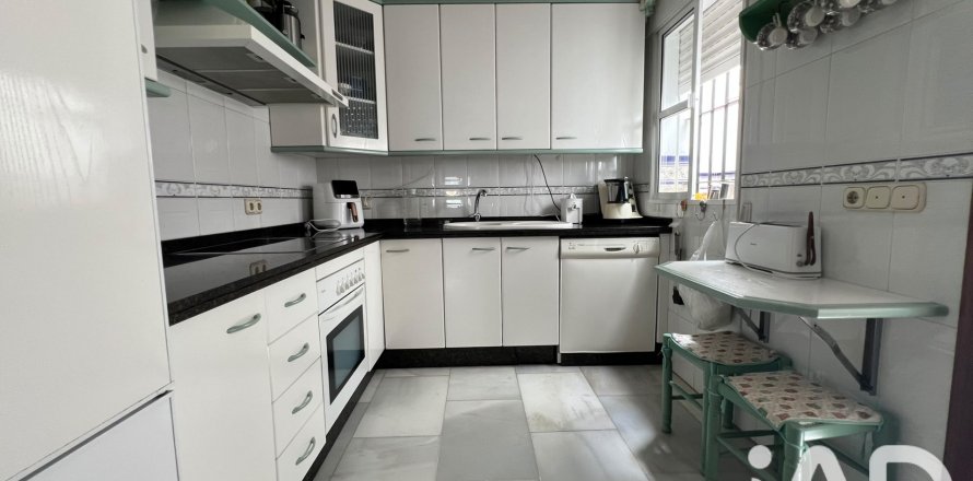 Apartment à Lepe, Huelva, Espagne 4 chambres, 127 m2 No. 188128
