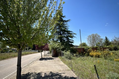 Продажа земельного участка в Вальверде де ла Вирхен, Леон, Испания 2265м2 №185743 - фото 4
