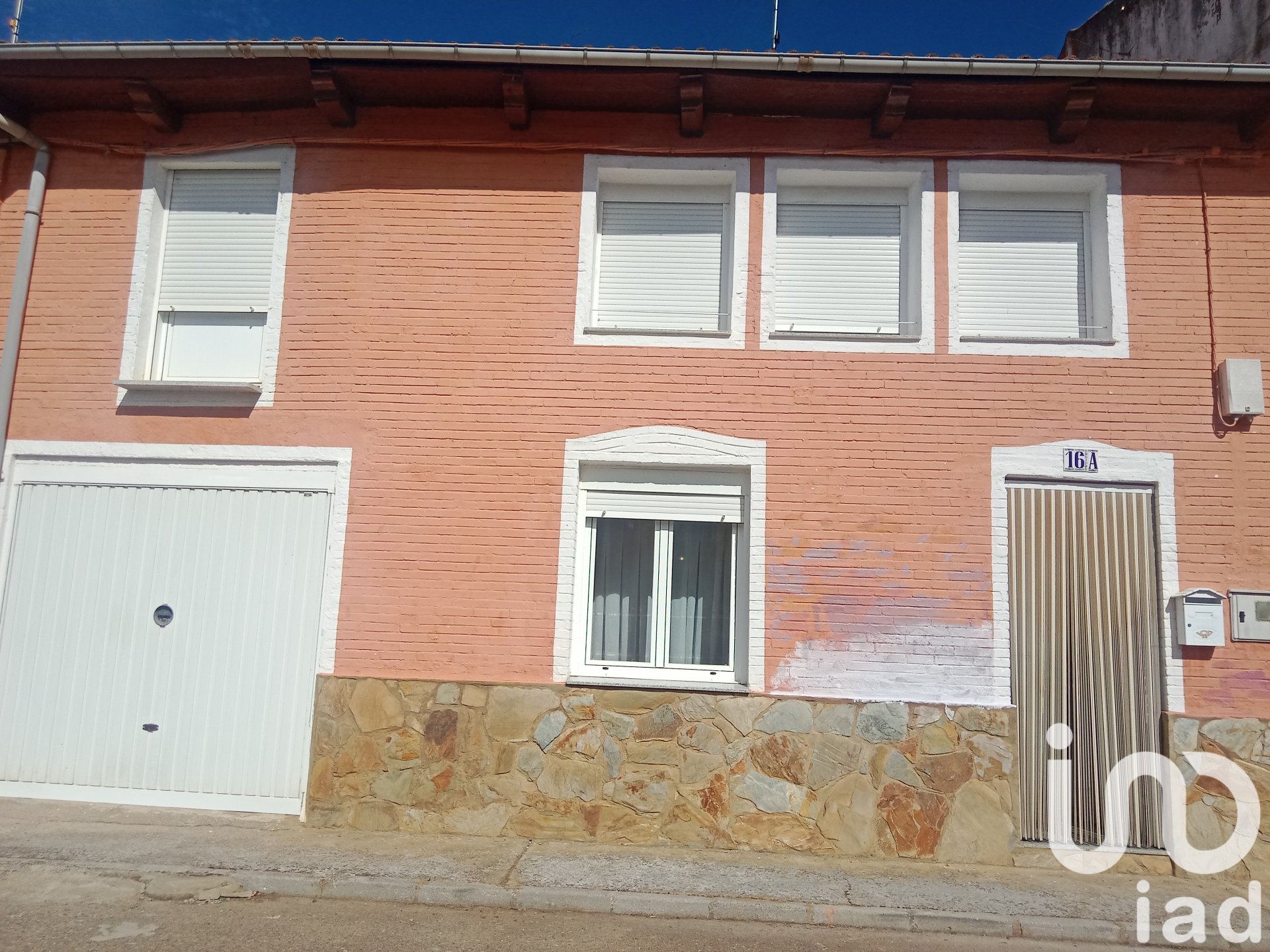 Hus i Leon, Spanien 6 sovrum, 288 kvm. Nr. 185744