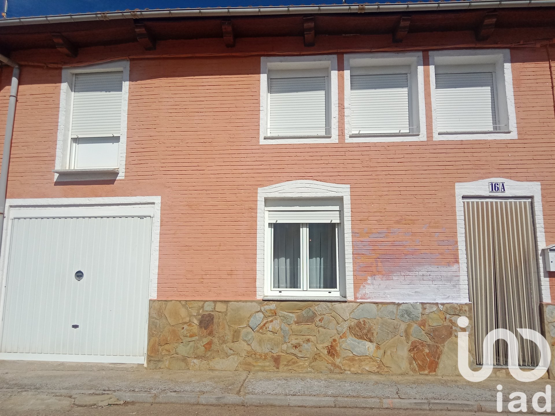 Hus i Leon, Spanien 6 sovrum, 288 kvm. Nr. 185744
