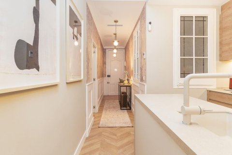 Apartamento en venta en Barcelona, España 3 dormitorios, 94 m2 No. 182381 - foto 28