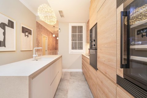 Apartamento en venta en Barcelona, España 3 dormitorios, 94 m2 No. 182381 - foto 12