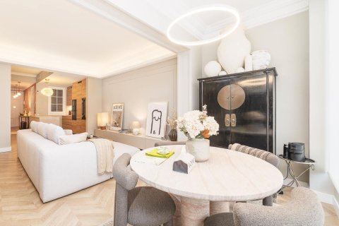 Apartamento en venta en Barcelona, España 3 dormitorios, 94 m2 No. 182381 - foto 15