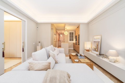 Apartamento en venta en Barcelona, España 3 dormitorios, 94 m2 No. 182381 - foto 5