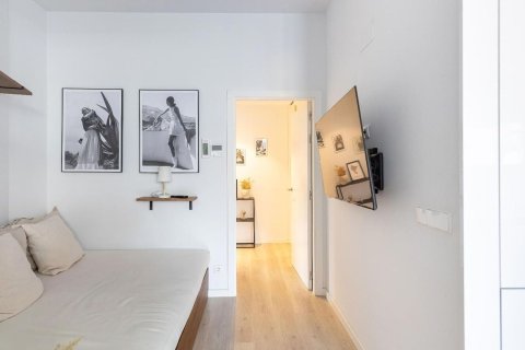 Продажа квартиры в Барселона, Испания 1 спальня, 70м2 №182386 - фото 13