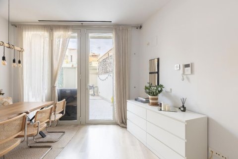 Продажа квартиры в Барселона, Испания 1 спальня, 70м2 №182386 - фото 7