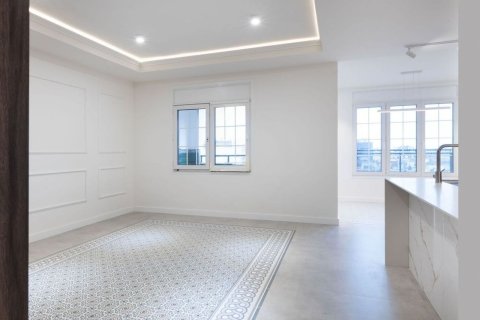 Продажа квартиры в Барселона, Испания 3 спальни, 131м2 №182383 - фото 4