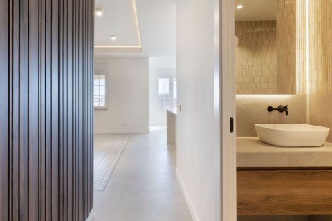 Продажа квартиры в Барселона, Испания 3 спальни, 131м2 №182383 - фото 18