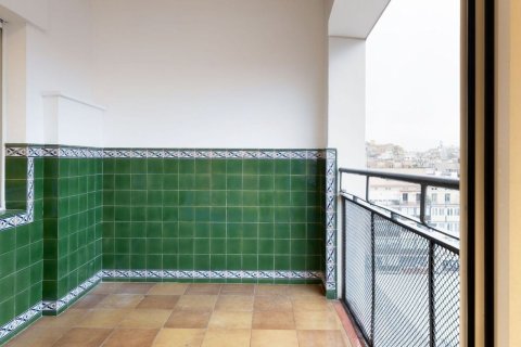 Продажа квартиры в Барселона, Испания 3 спальни, 131м2 №182383 - фото 11
