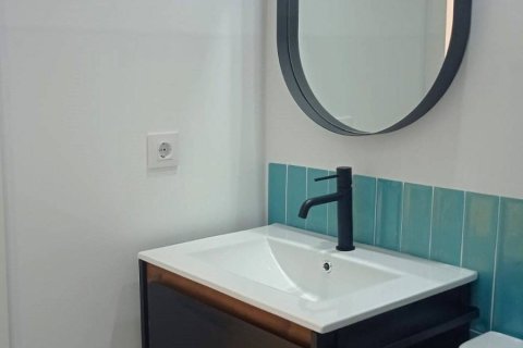 Kaupunkipientalo myytävänä Pilar de la Horadada, Alicante, Espanja, 2 makuuhuonetta, 65 m2 No. 155734 - kuva 13