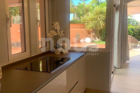 Villa for sale in Adeje, Tenerife, Spain 3 bedrooms, 103 sq.m. No. 155736 - photo 26
