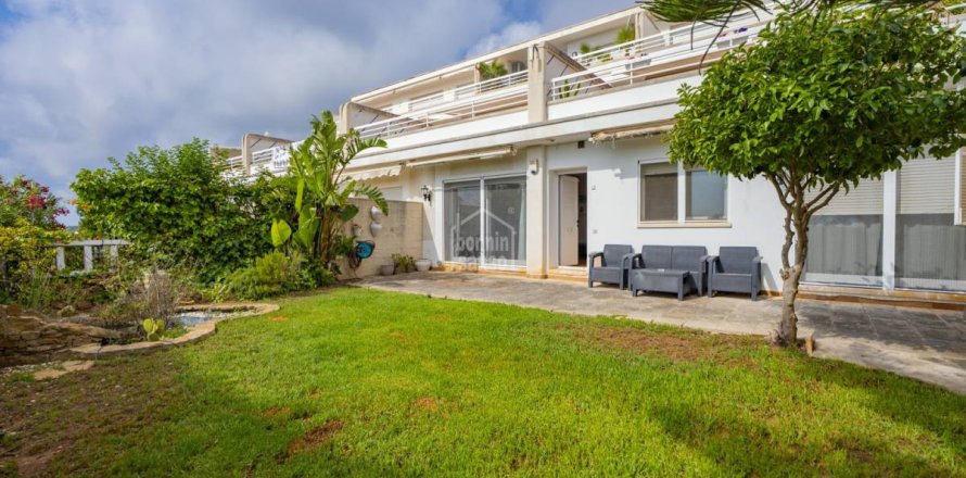 Huoneisto Es Mercadal, Menorca, Espanja 2 makuuhuonetta, 65 m2 No. 179312