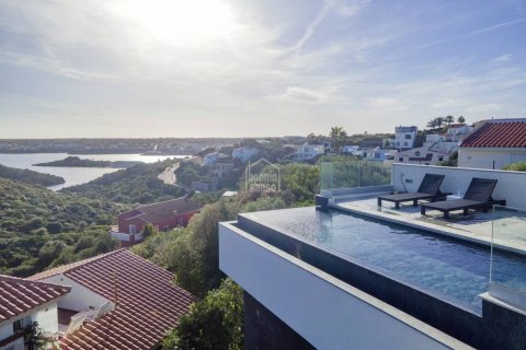 Villa till salu i Mahon, Menorca, Spanien 3 sovrum, 134 kvm. Nr. 179311 - foto 2