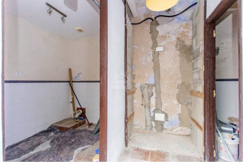 Radhus till salu i Es Castell, Menorca, Spanien 4 sovrum, 85 kvm. Nr. 179308 - foto 10