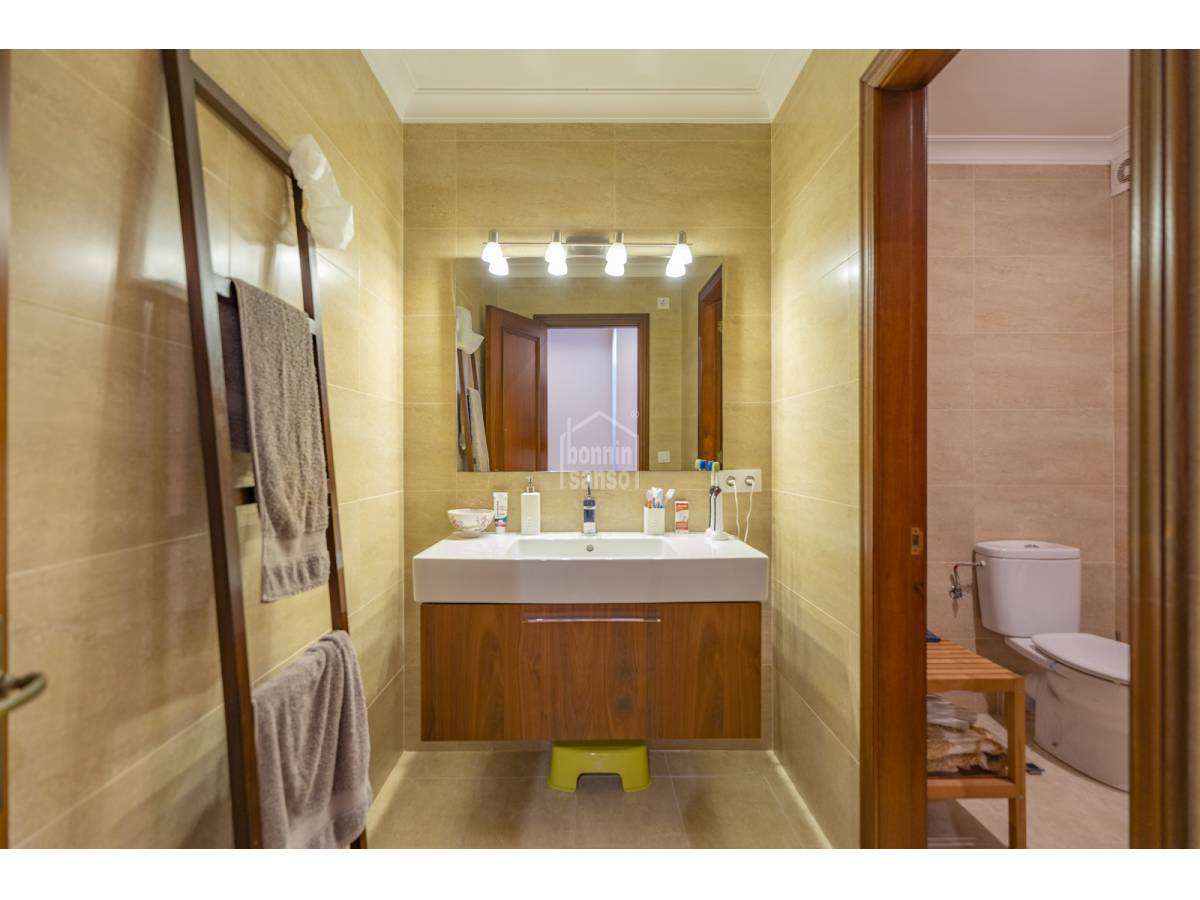 Apartment in Mahon, Menorca, Spain 4 bedrooms, 141 sq.m. No. 179313