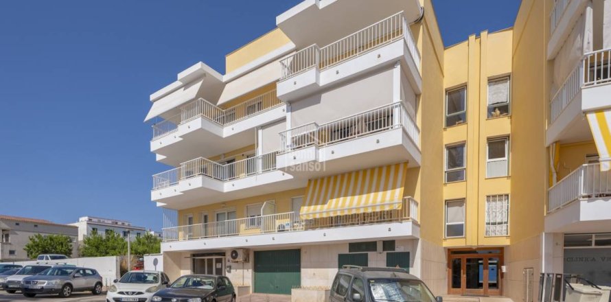 Apartament w Mahon, Menorca, Hiszpania 4 sypialnie, 141 mkw. nr 179313
