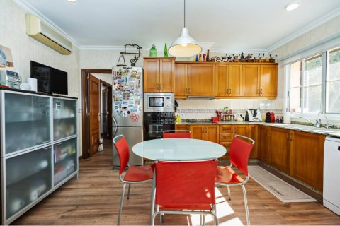 Villa till salu i Es Castell, Menorca, Spanien 4 sovrum, 255 kvm. Nr. 155446 - foto 6