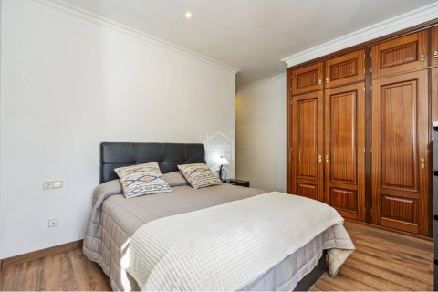 Villa till salu i Es Castell, Menorca, Spanien 4 sovrum, 255 kvm. Nr. 155446 - foto 7