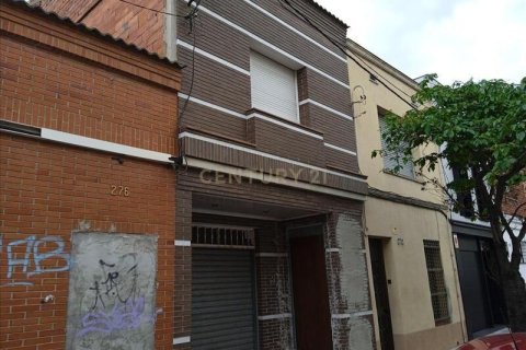 House à vendre à Terrassa, Barcelona, Espagne, 2 chambres, 195 m2 No. 167224 - photo 4