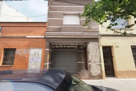 House à Terrassa, Barcelona, Espagne 2 chambres, 195 m2 No. 167224