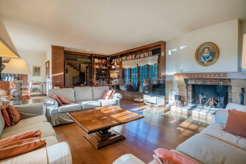 House à vendre à L'Ametlla Del Valles, Barcelona, Espagne, 7 chambres, 710 m2 No. 167225 - photo 8
