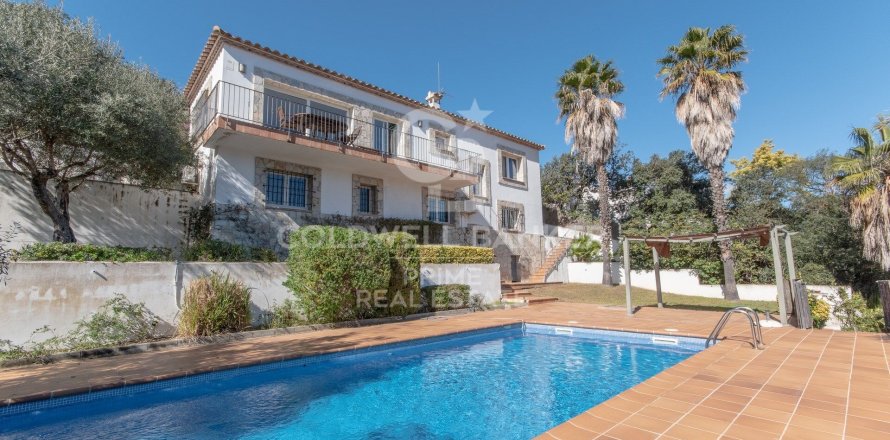 Villa a Begur, Girona, Spagna 6 camere da letto, 251 mq. N° 159147