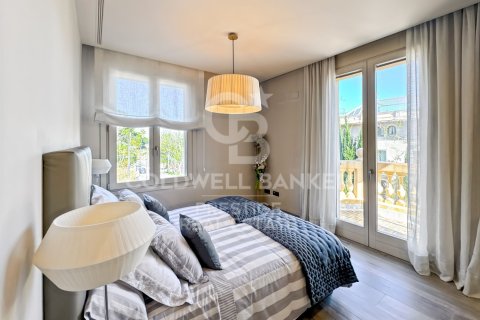 Продажа виллы в Барселона, Испания 5 спален, 938м2 №159144 - фото 14