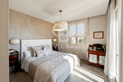 Продажа виллы в Барселона, Испания 5 спален, 938м2 №159144 - фото 15