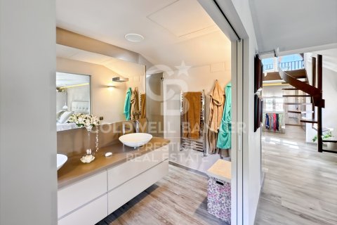 Продажа виллы в Барселона, Испания 5 спален, 938м2 №159144 - фото 23