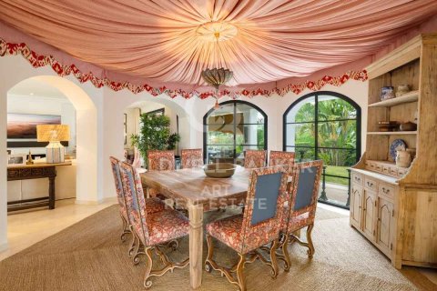 Talo myytävänä Benahavis, Malaga, Espanja, 4 makuuhuonetta, 373 m2 No. 159146 - kuva 5