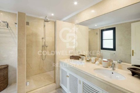 Talo myytävänä Benahavis, Malaga, Espanja, 4 makuuhuonetta, 373 m2 No. 159146 - kuva 14