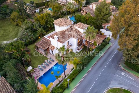 Talo myytävänä Benahavis, Malaga, Espanja, 4 makuuhuonetta, 373 m2 No. 159146 - kuva 19