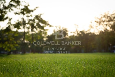 Tontti myytävänä Barcelona, Espanja ,  No. 159143 - kuva 1