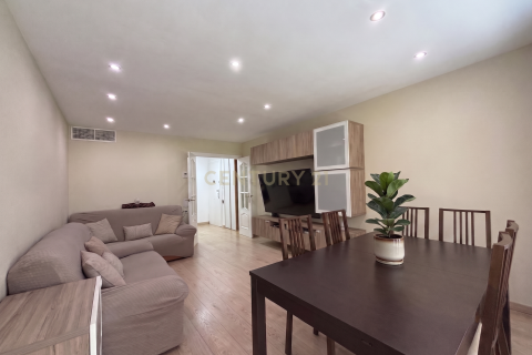 Wohnung zum Verkauf in Mataro, Barcelona, Spanien 3 Schlafzimmer, 74 m2 Nr. 192347 - Foto 1