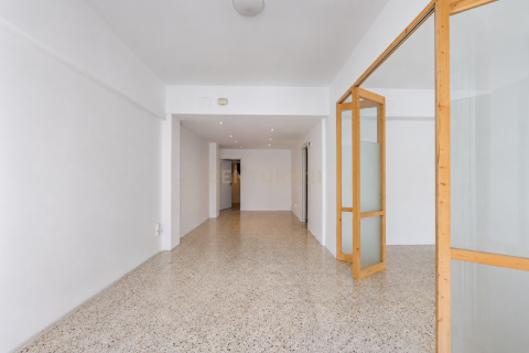 Komerciāls īpašums pārdošanā Barcelona, Spānijā 1 istaba, 61 m2 Nr. 192350 - attēls 2